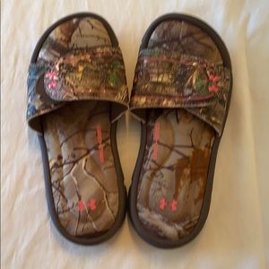 Girls Under Armour Camo Spides